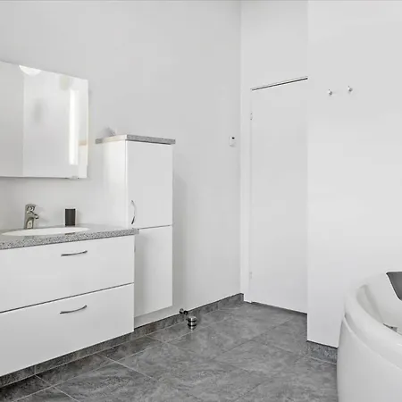 Lf16231-logstor-marthasvej-19 * Logstor