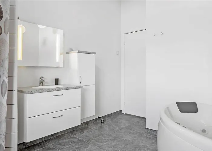 Lf16231-logstor-marthasvej-19 * Logstor